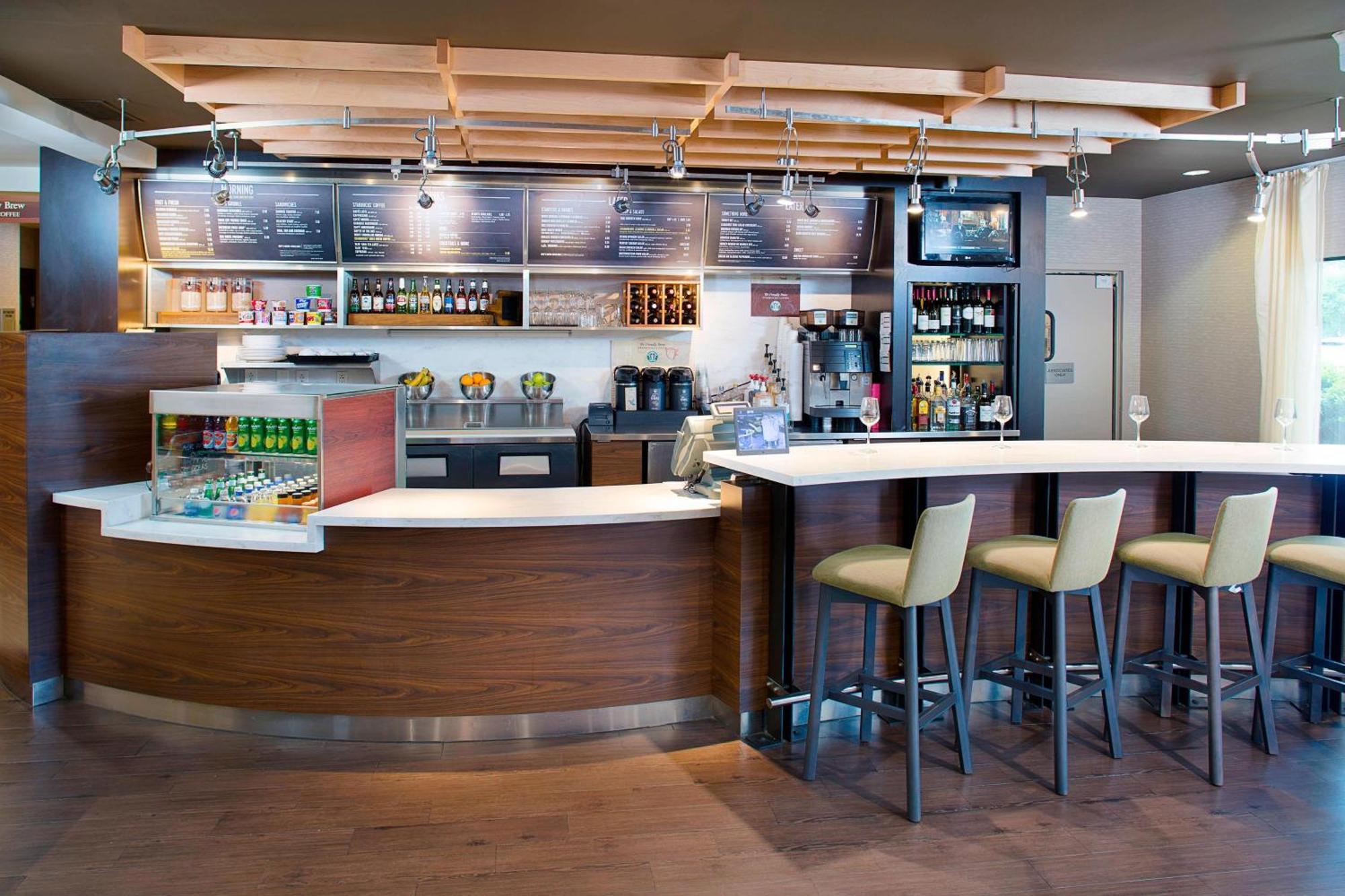 Courtyard By Marriott Richmond Airport Hotel Sandston